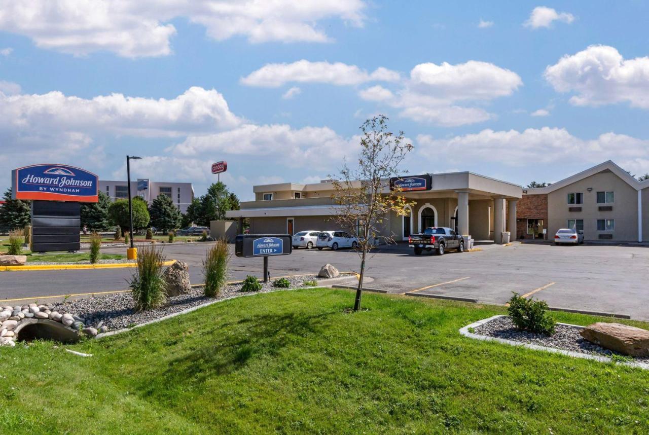 Howard Johnson By Wyndham